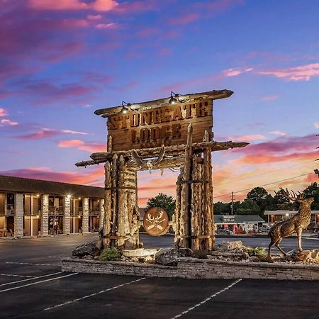 Stonegate Lodge 2 Queen Beds Wifi 50In Roku Tv Salt Water Pool Room #105 Eureka Springs Ngoại thất bức ảnh